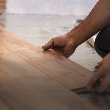 gulvlægning af tømrer